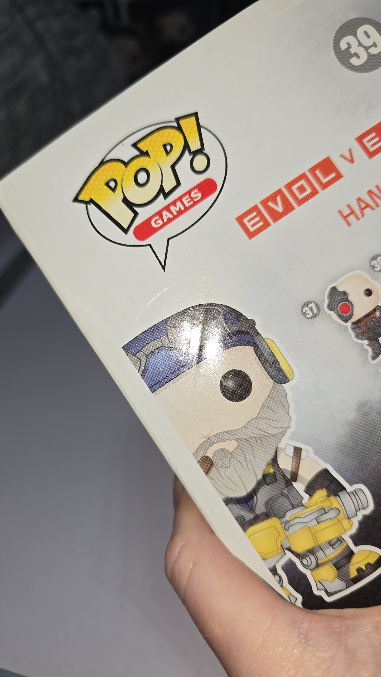 Evolve - Hank #39 (Some Box Damage)