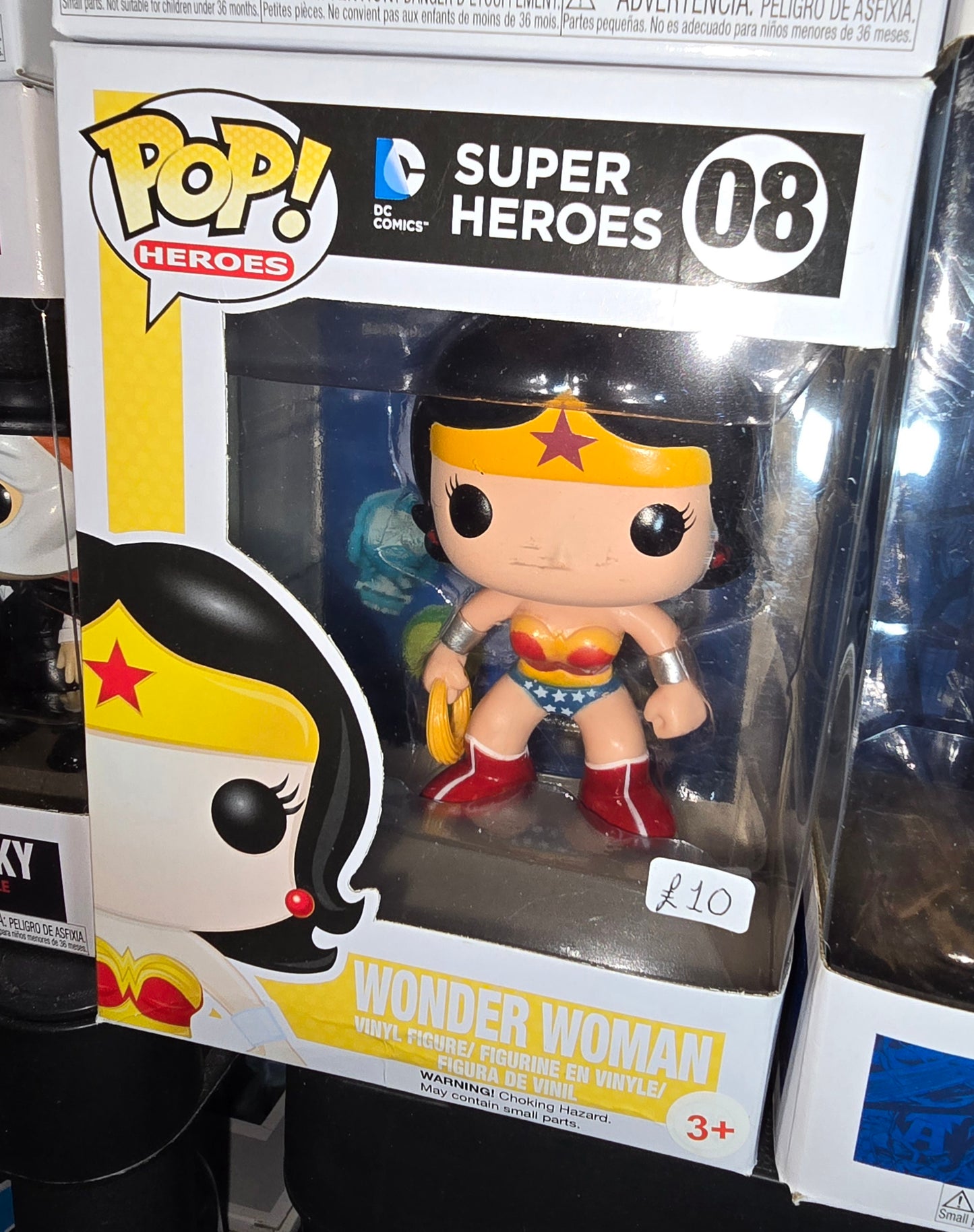 DC Super Heroes - Wonder Woman #08 (Has some Damage to the Front at the bottom)