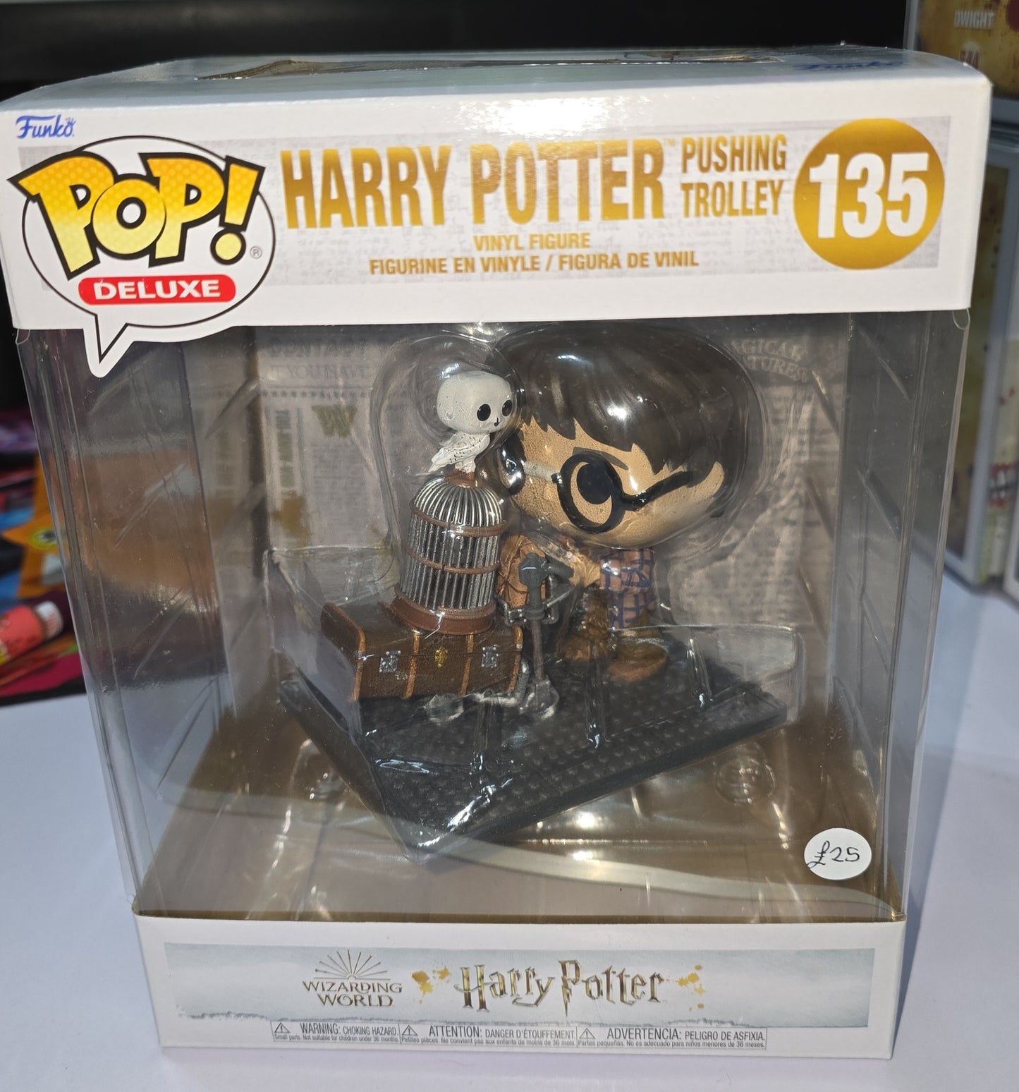 Harry Potter - Harry Potter Pushing Trolley #135