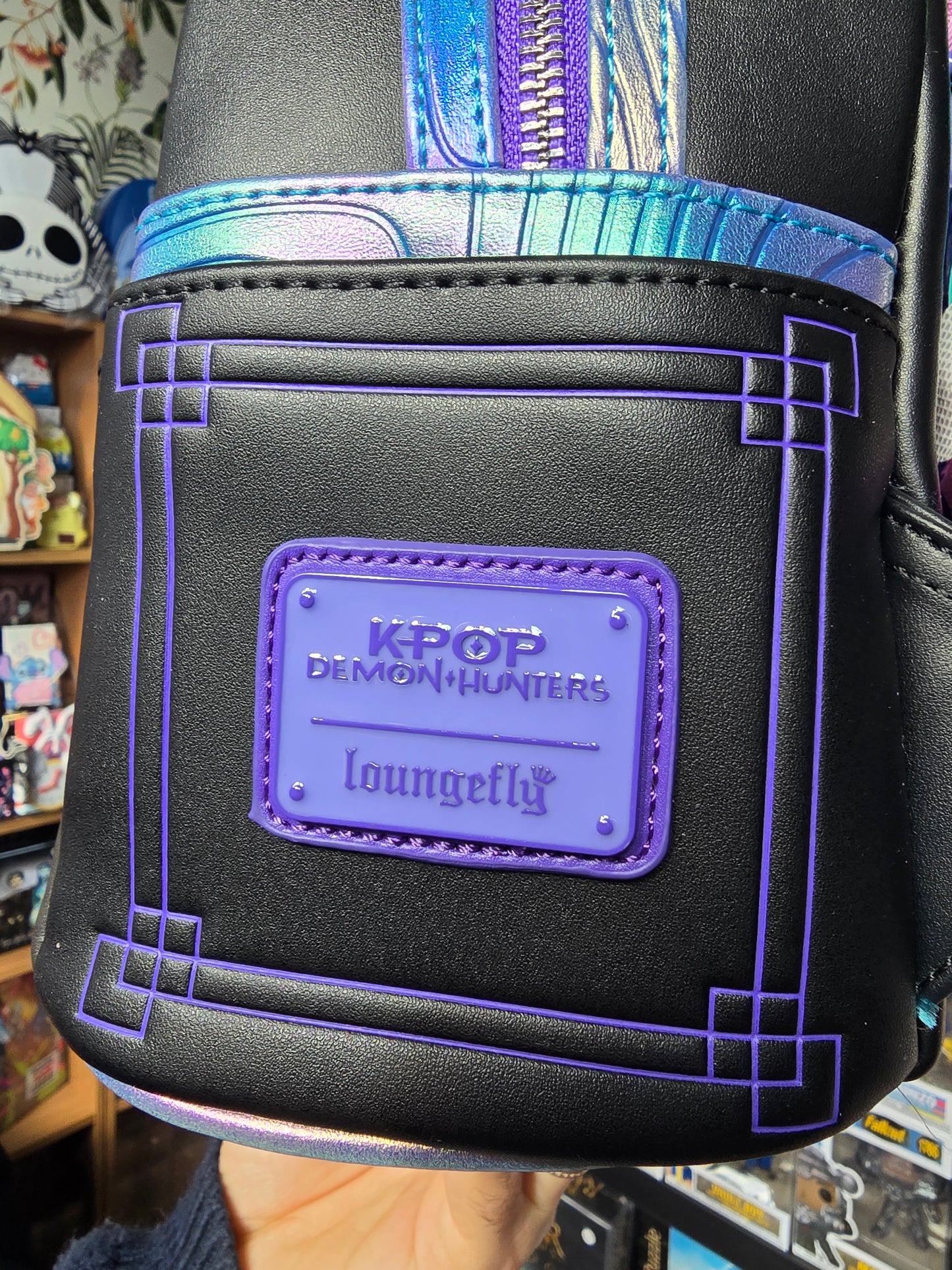 Loungefly - K-Pop Demon Hunters Huntrix Mini Backpack
