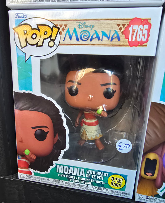 Moana - Moana with Heart of Te Fiti #1765 Glows in the Dark