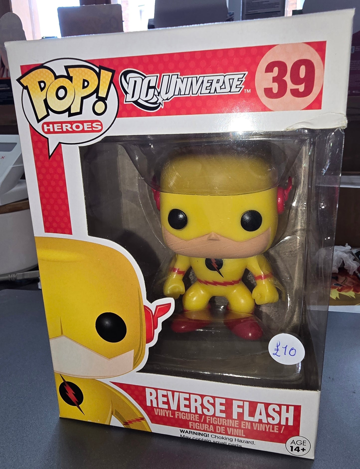 DC Universe - Reverse Flash #39 (Box Damaged)
