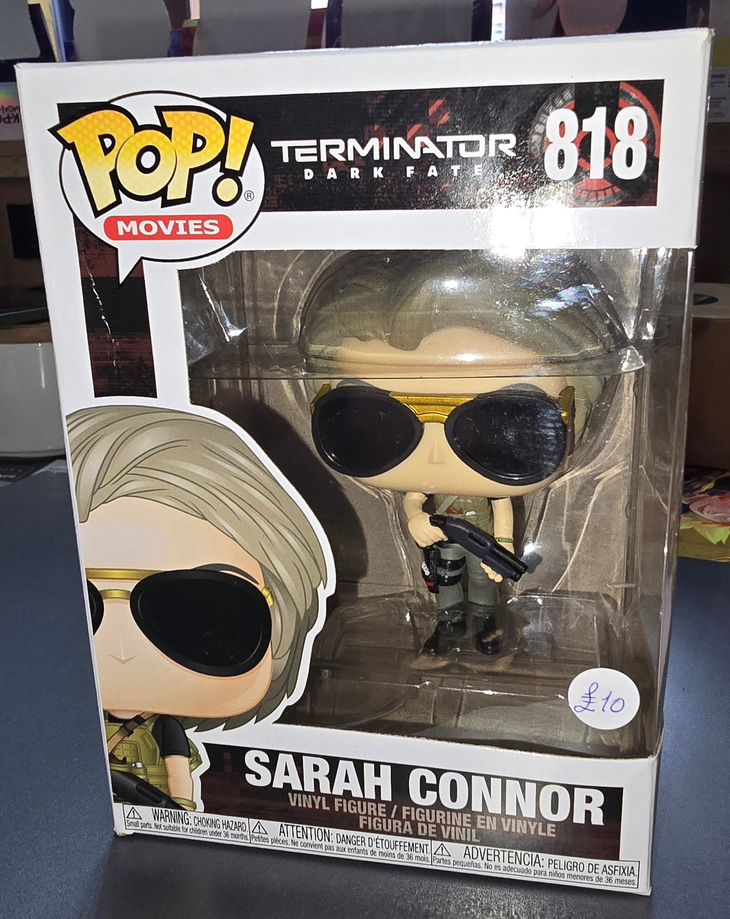 Terminator Dark Fate - Sarah Connor #818 (Window Dents)