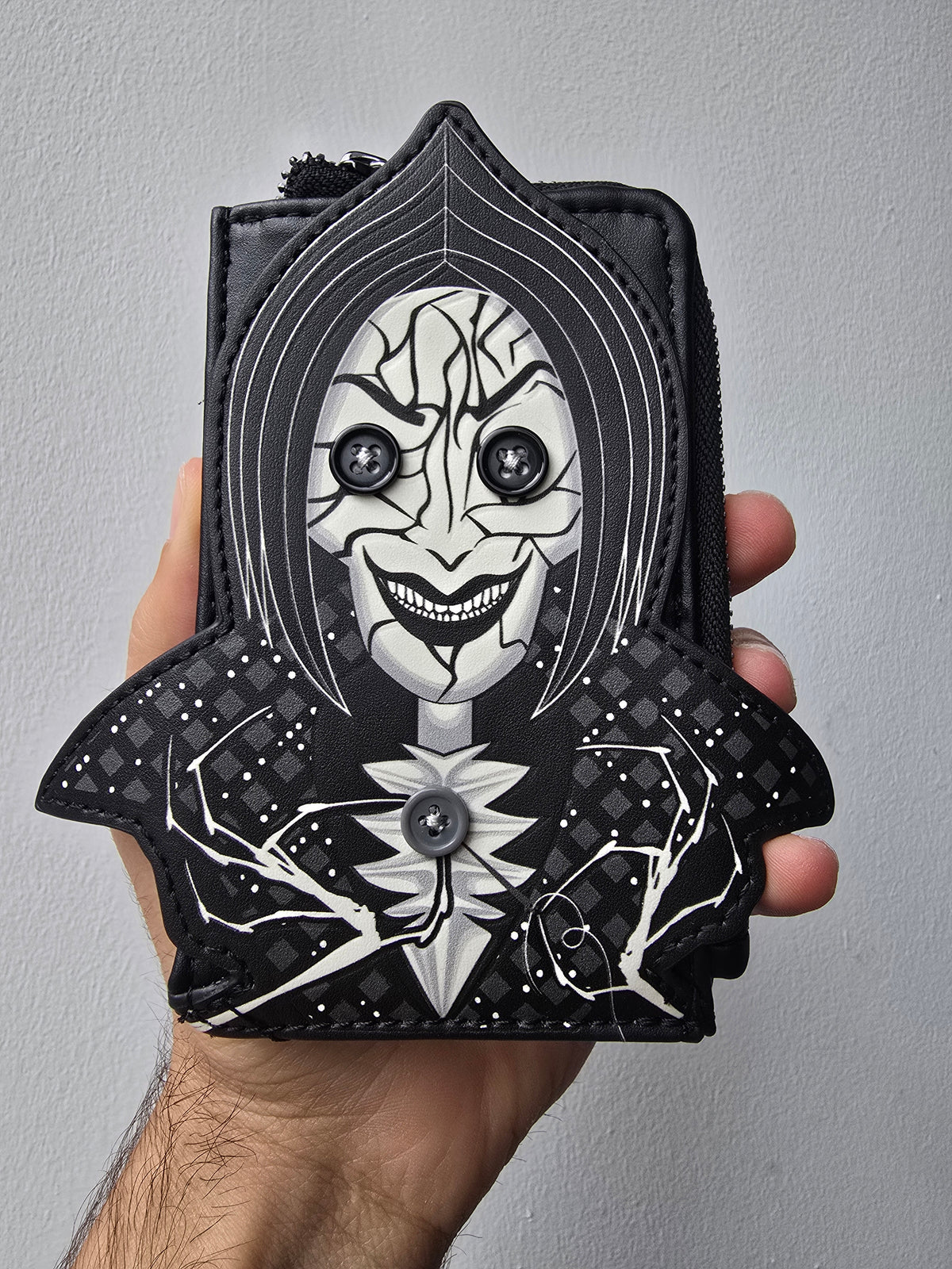 Loungefly - Coraline Other Mother Glow Card Holder